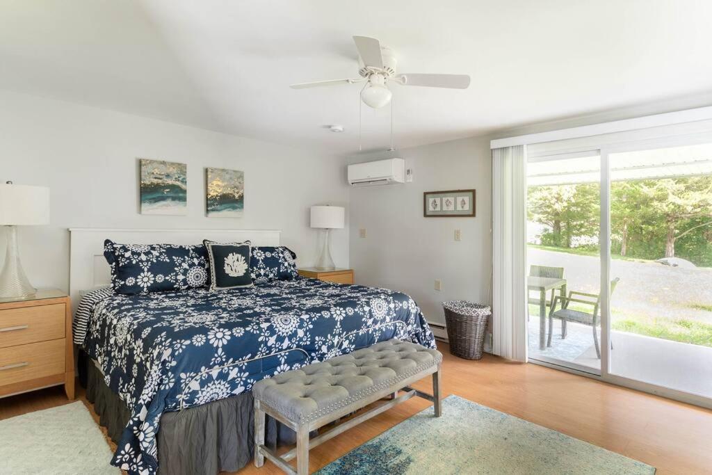 Unique Retreat With Private Patio, 4 King Beds And Bbq Villa Groton Eksteriør billede